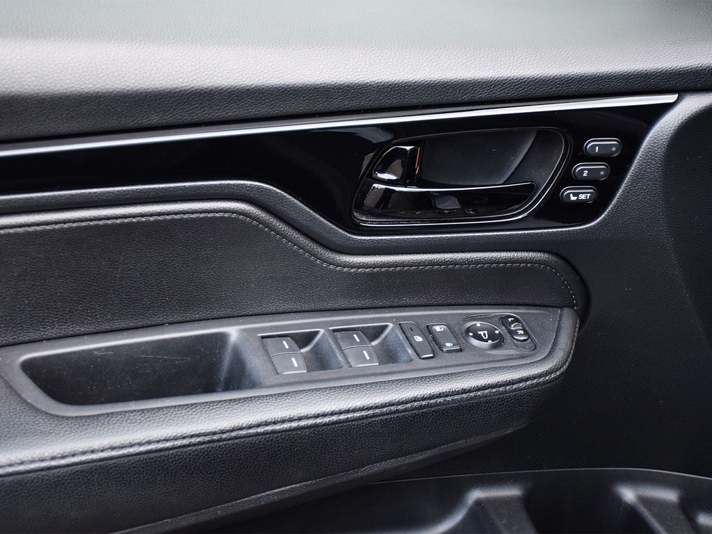 2022 Honda Odyssey EX-L Navi in Mississauga, Ontario - 8 - w1024h768px