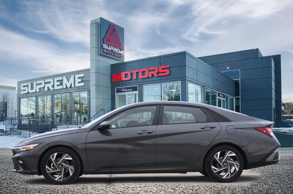 2025 Hyundai Elantra Hybrid Luxury in Mississauga, Ontario - 5 - w1024h768px