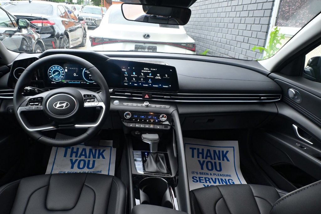 2025 Hyundai Elantra Hybrid Luxury in Mississauga, Ontario - 11 - w1024h768px