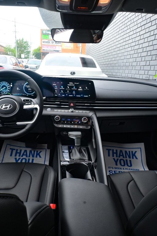 2025 Hyundai Elantra Hybrid Luxury in Mississauga, Ontario - 12 - w1024h768px
