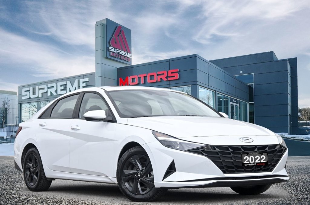 2022 Hyundai Elantra PREFERRED in Mississauga, Ontario - 2 - w1024h768px