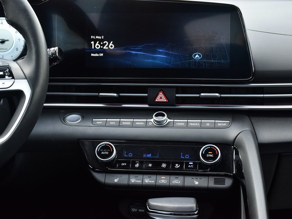 2024 Hyundai Elantra LUXURY in Mississauga, Ontario - 16 - w1024h768px