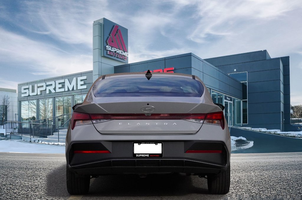 2025 Hyundai Elantra PREFERRED WITH SUN TECH in Mississauga, Ontario - 7 - w1024h768px
