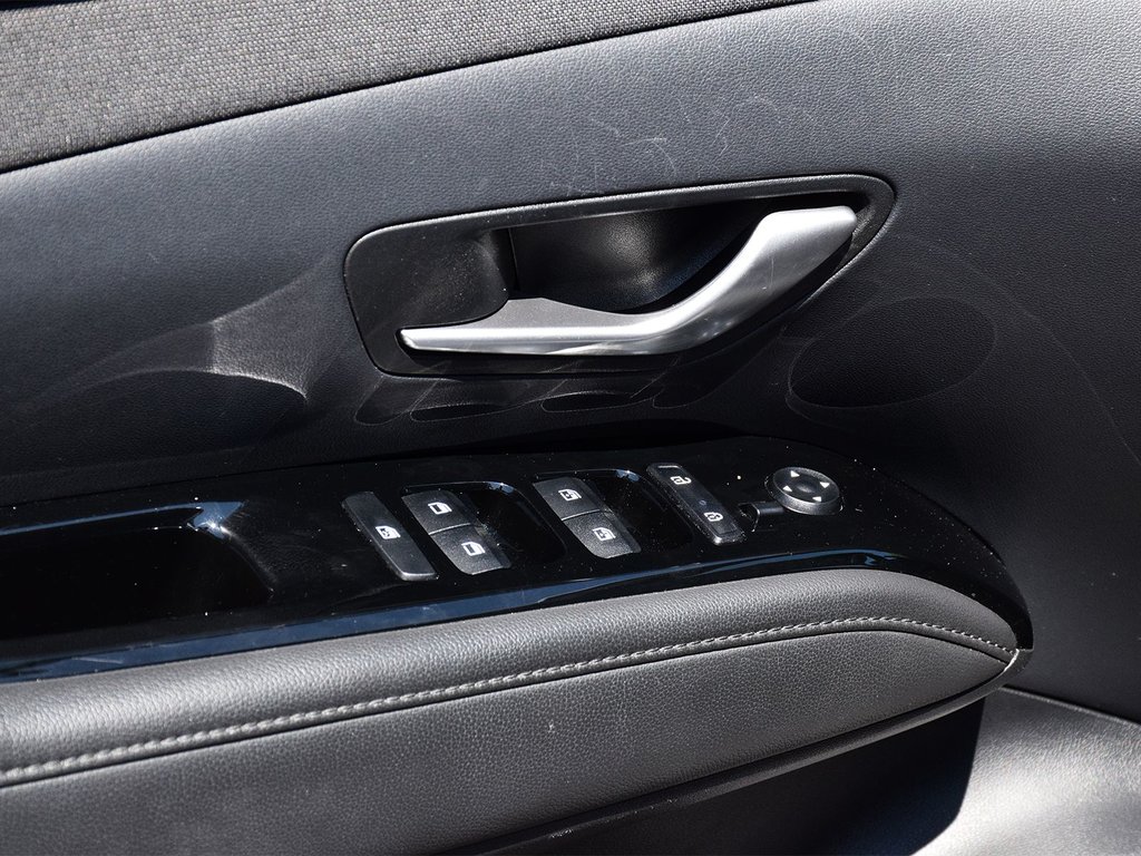 2023 Hyundai Tucson Hybrid LUXURY in Mississauga, Ontario - 10 - w1024h768px