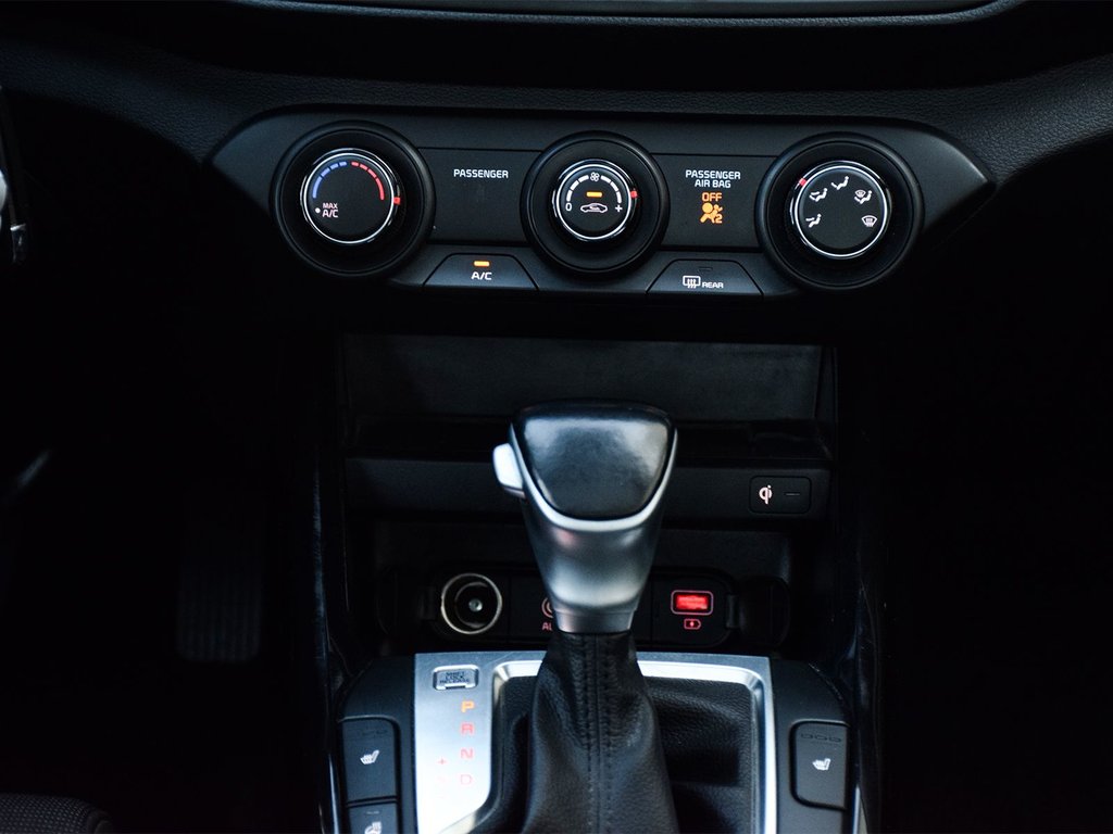 2021 Kia Forte EX+ in Mississauga, Ontario - 17 - w1024h768px