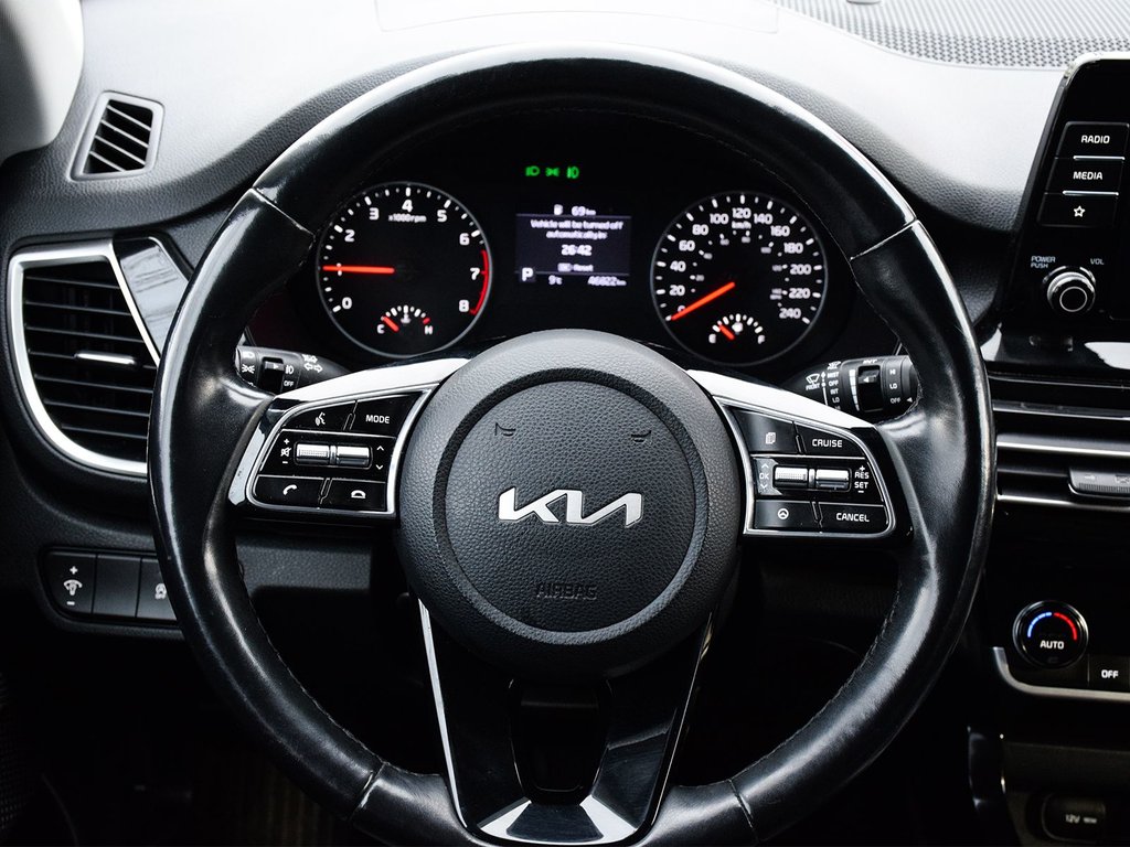 2023 Kia Seltos EX in Mississauga, Ontario - 18 - w1024h768px