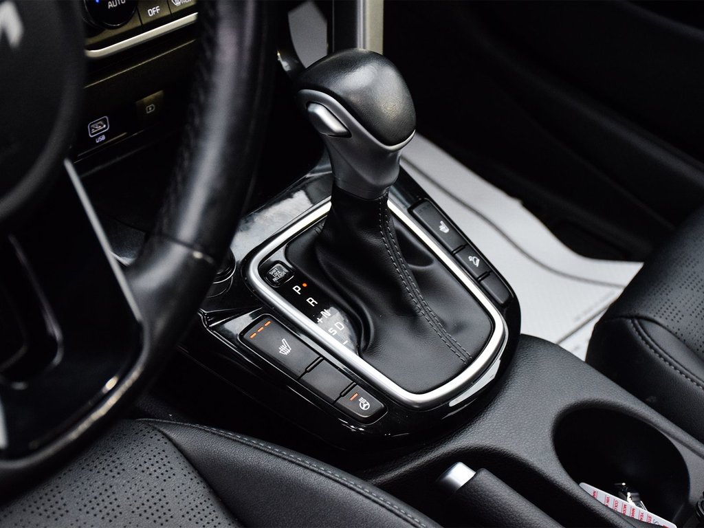 2023 Kia Seltos EX in Mississauga, Ontario - 10 - w1024h768px