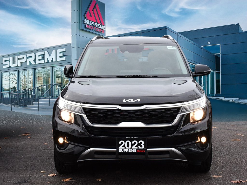 2023 Kia Seltos EX in Mississauga, Ontario - 2 - w1024h768px