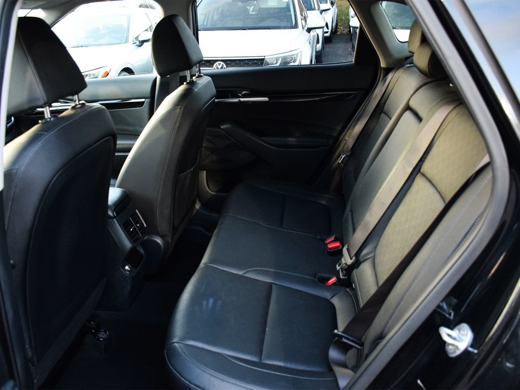 2023 Kia Seltos EX in Mississauga, Ontario - 10 - w1024h768px