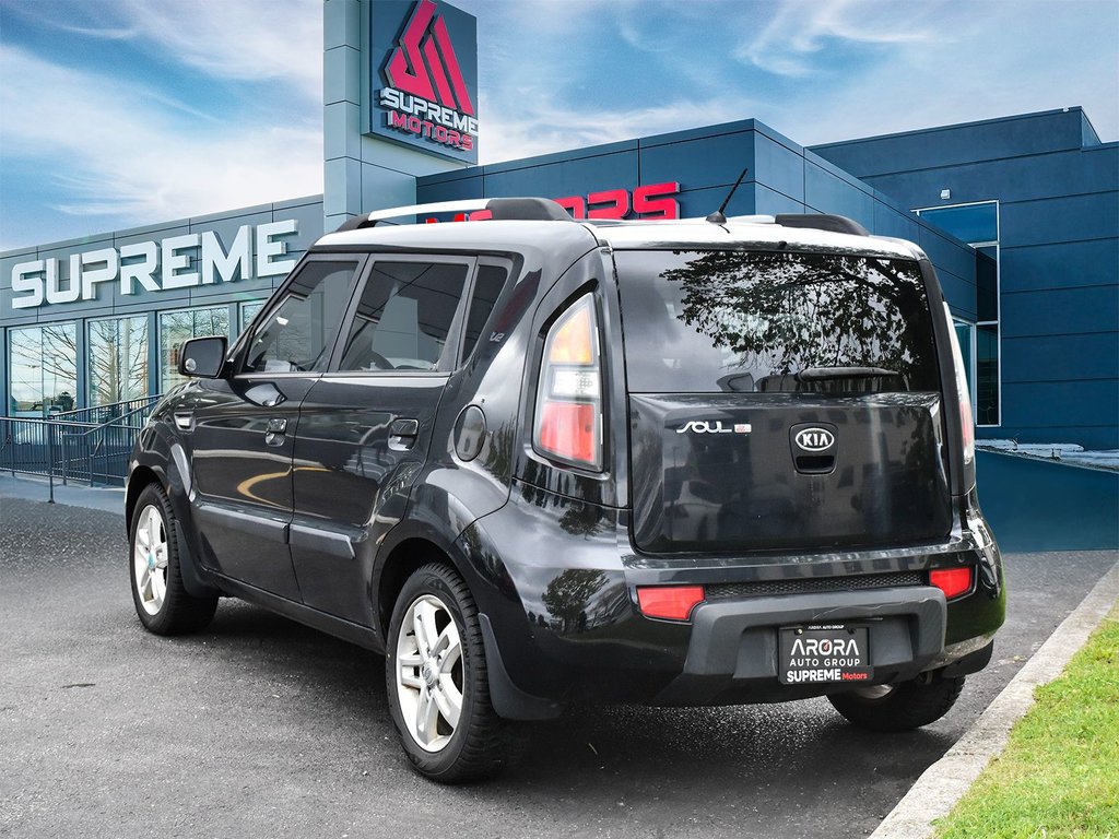 2010 Kia Soul 4U in Mississauga, Ontario - 5 - w1024h768px
