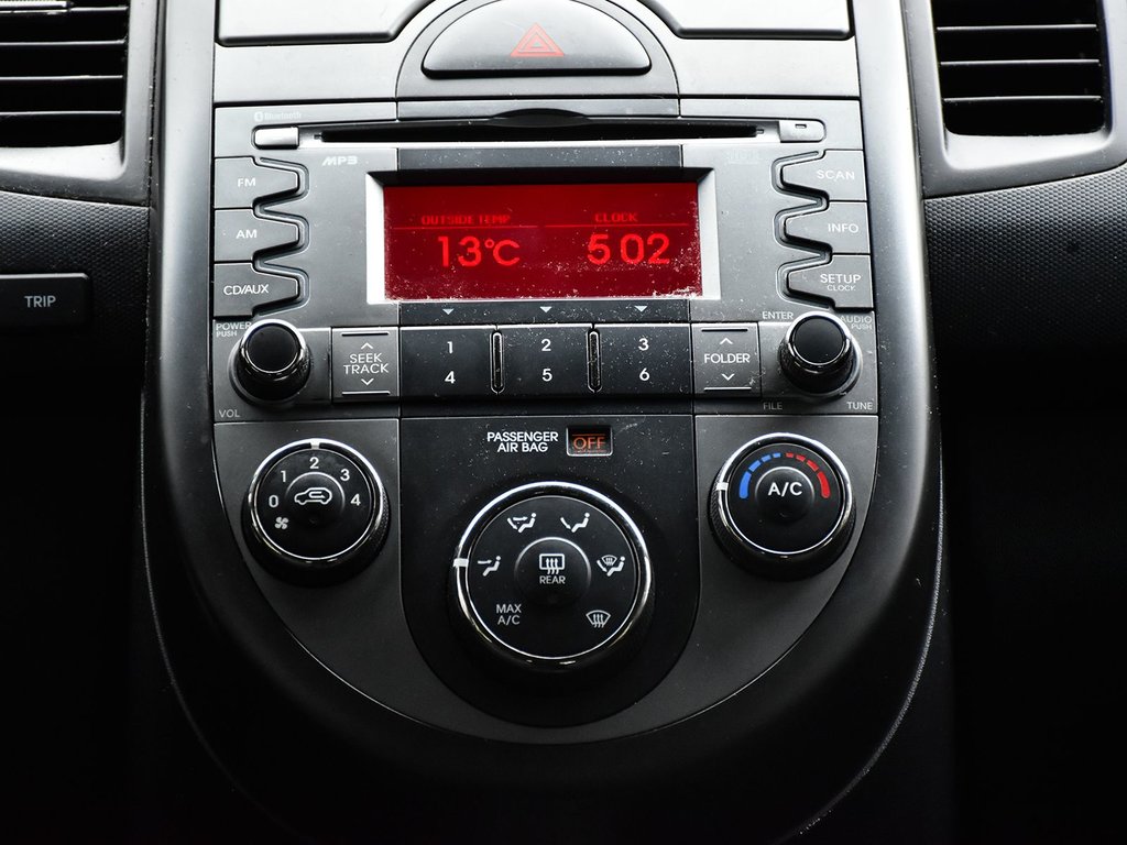2010 Kia Soul 4U in Mississauga, Ontario - 14 - w1024h768px