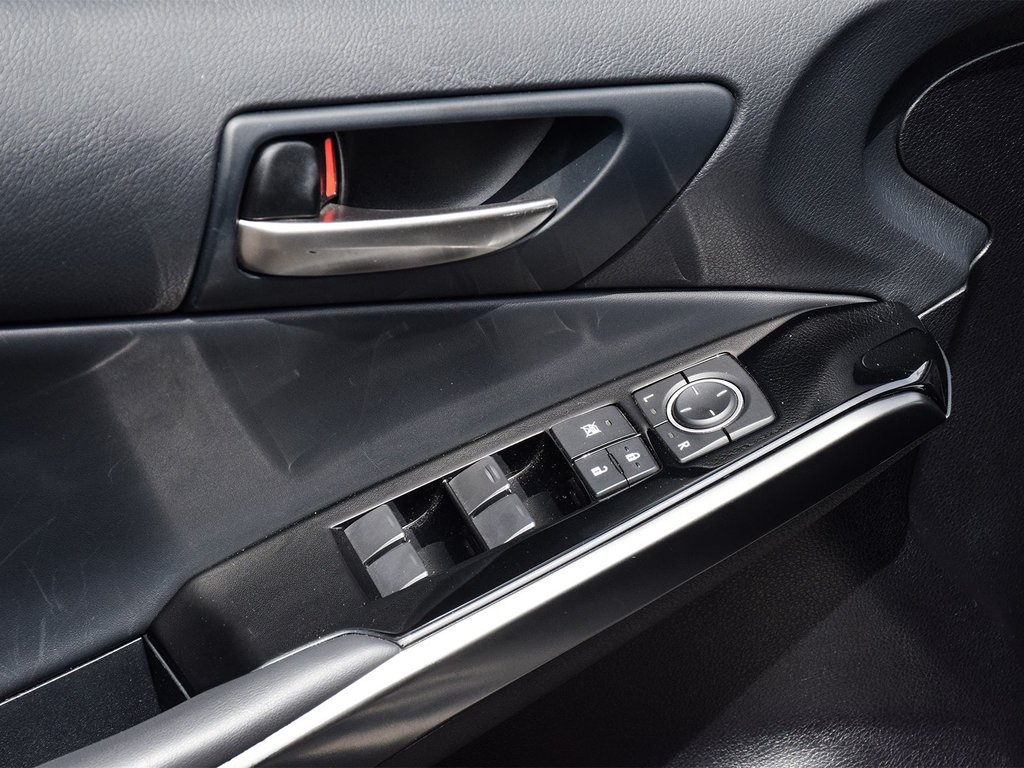 2023 Lexus IS 300 in Mississauga, Ontario - 10 - w1024h768px