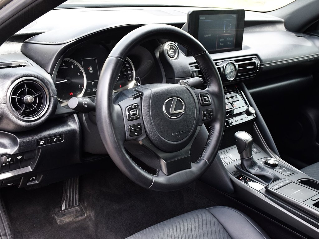2023 Lexus IS 300 in Mississauga, Ontario - 7 - w1024h768px