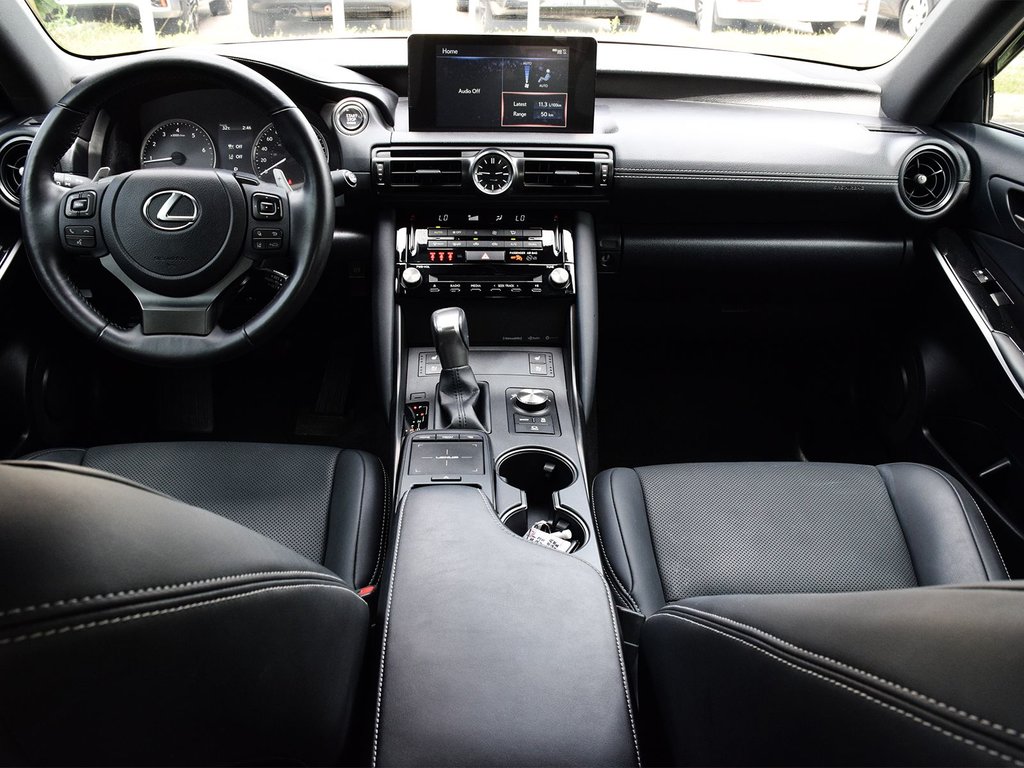 2023 Lexus IS 300 in Mississauga, Ontario - 13 - w1024h768px