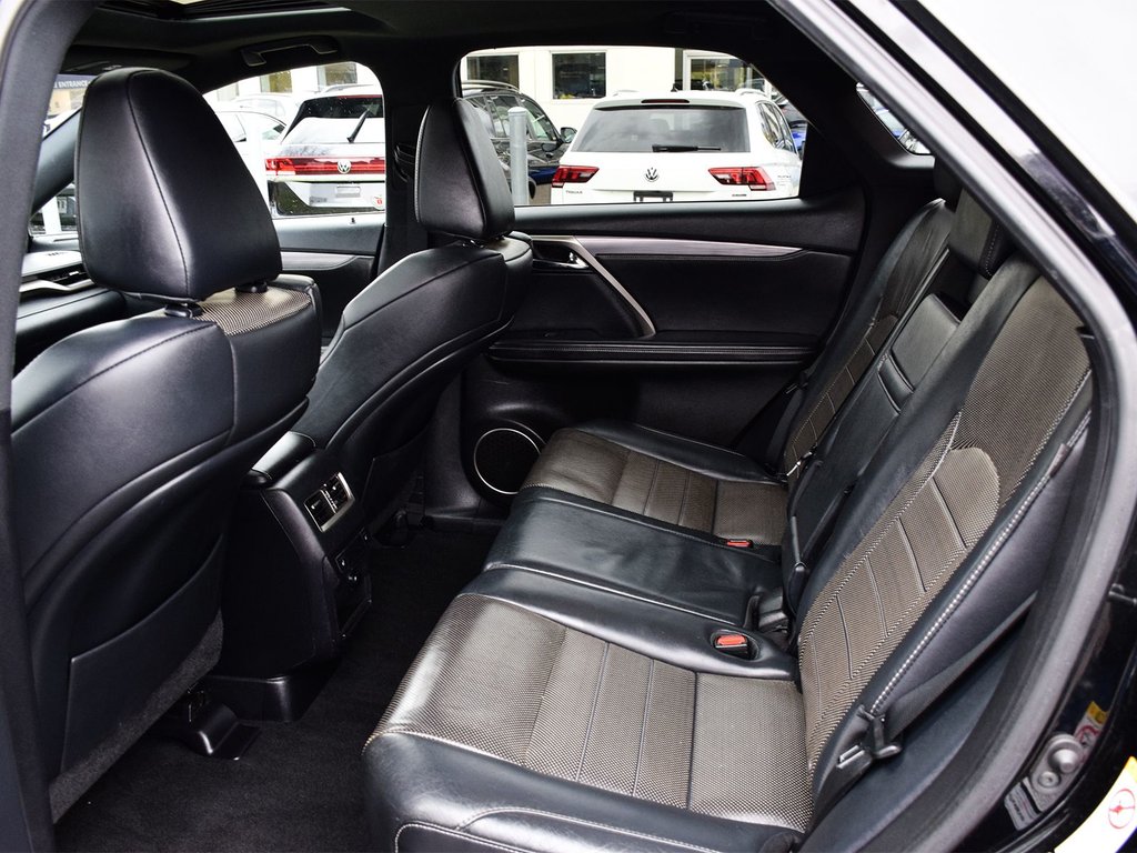 2019 Lexus RX 350 in Mississauga, Ontario - 11 - w1024h768px
