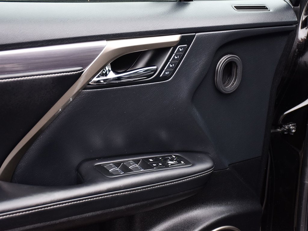 2019 Lexus RX 350 in Mississauga, Ontario - 9 - w1024h768px