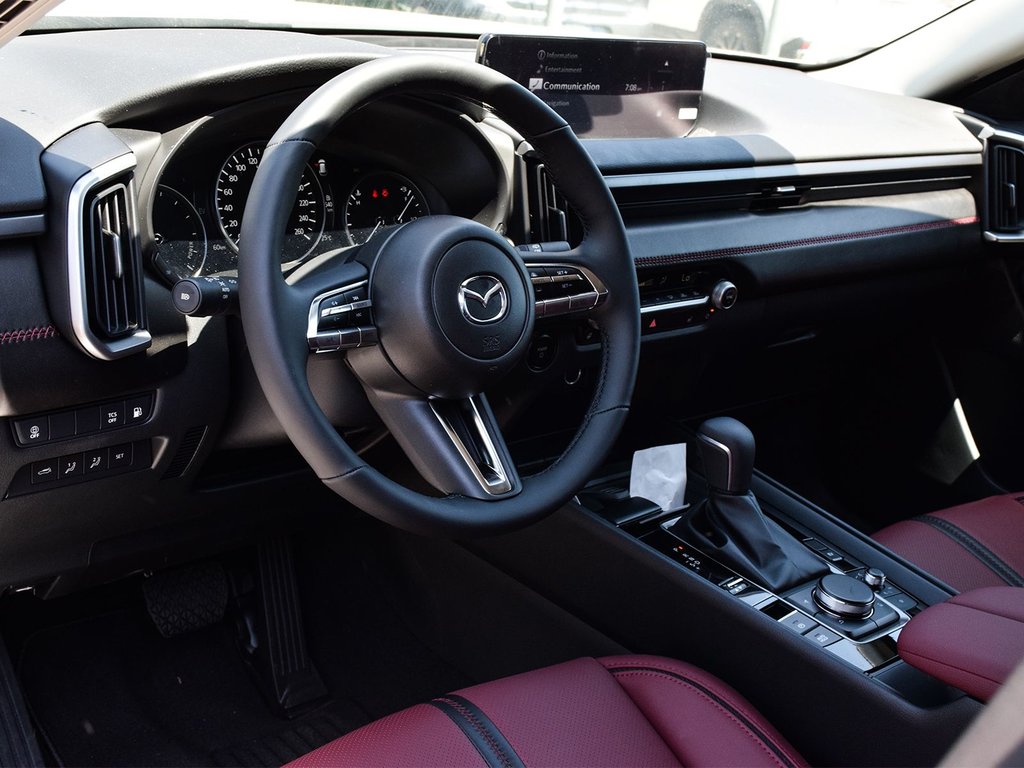 2025 Mazda CX-50 Hybrid KURO in Mississauga, Ontario - 7 - w1024h768px