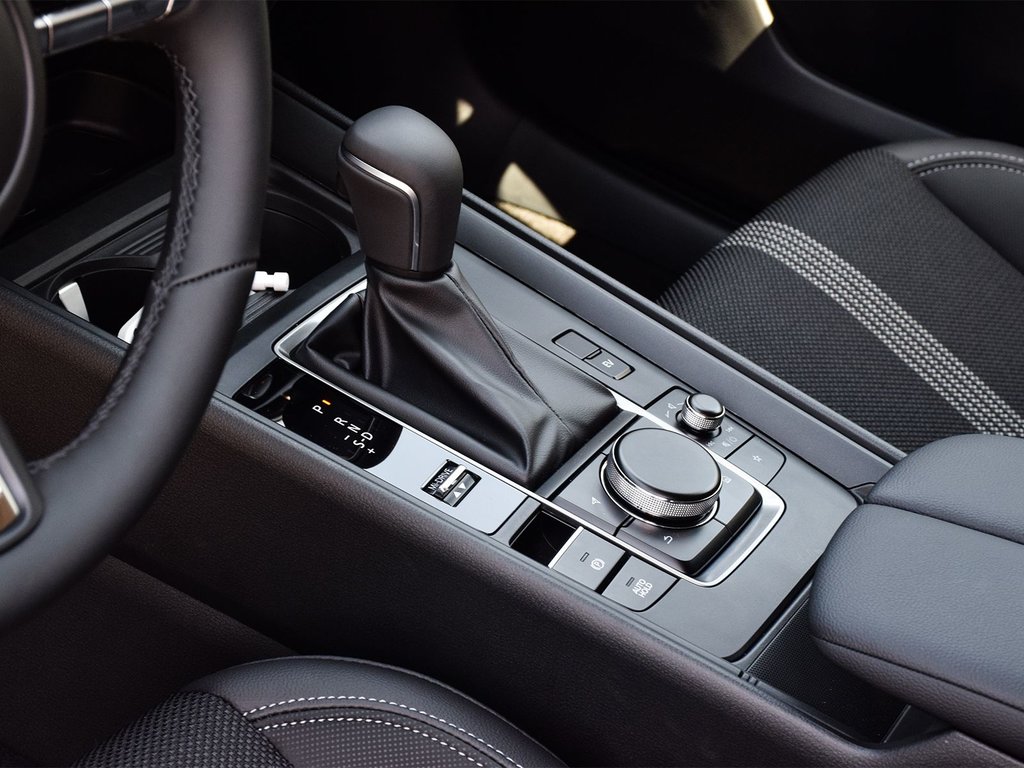 2025 Mazda CX-50 Hybrid GS-L in Mississauga, Ontario - 9 - w1024h768px