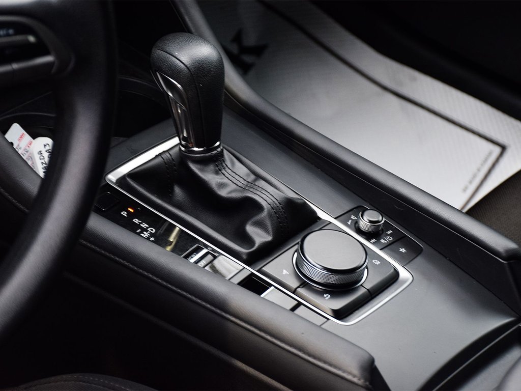 2021 Mazda 3 Sport GX in Mississauga, Ontario - 8 - w1024h768px