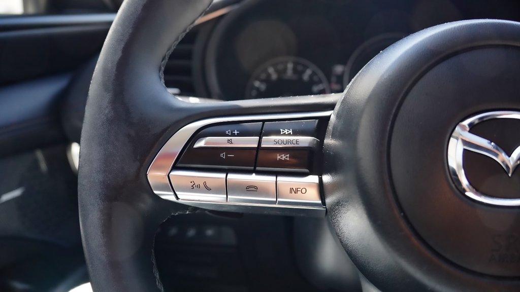 2021 Mazda 3 GT w/Turbo in Mississauga, Ontario - 13 - w1024h768px