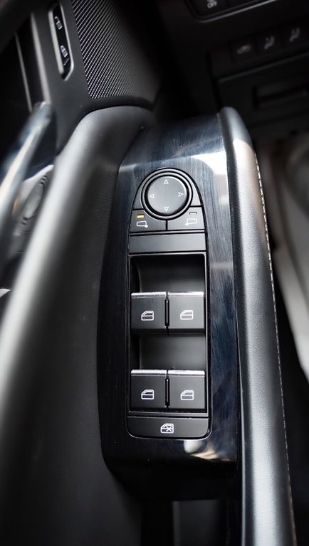 2023 Mazda 3 GS in Mississauga, Ontario - 18 - w1024h768px