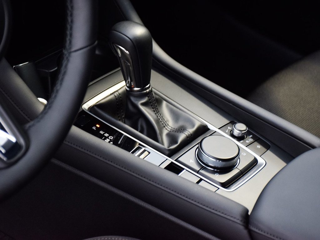 2024 Mazda 3 Sport GS in Mississauga, Ontario - 9 - w1024h768px