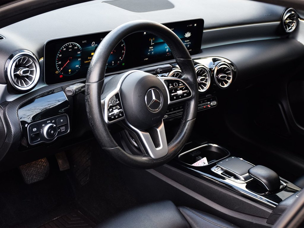 2020 Mercedes-Benz A-Class A 220 in Mississauga, Ontario - 6 - w1024h768px