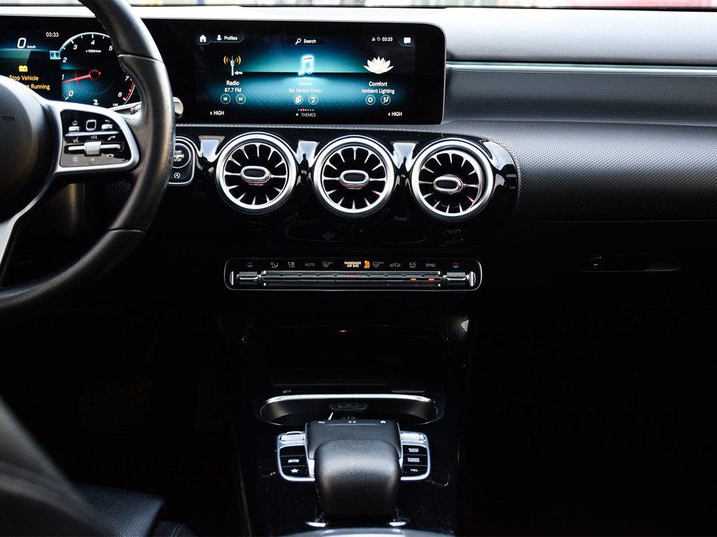 2020 Mercedes-Benz A-Class A 220 in Mississauga, Ontario - 13 - w1024h768px