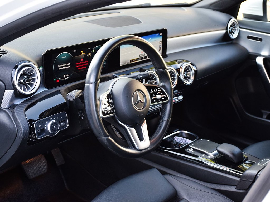 2022 Mercedes-Benz A-Class A 220 in Mississauga, Ontario - 7 - w1024h768px