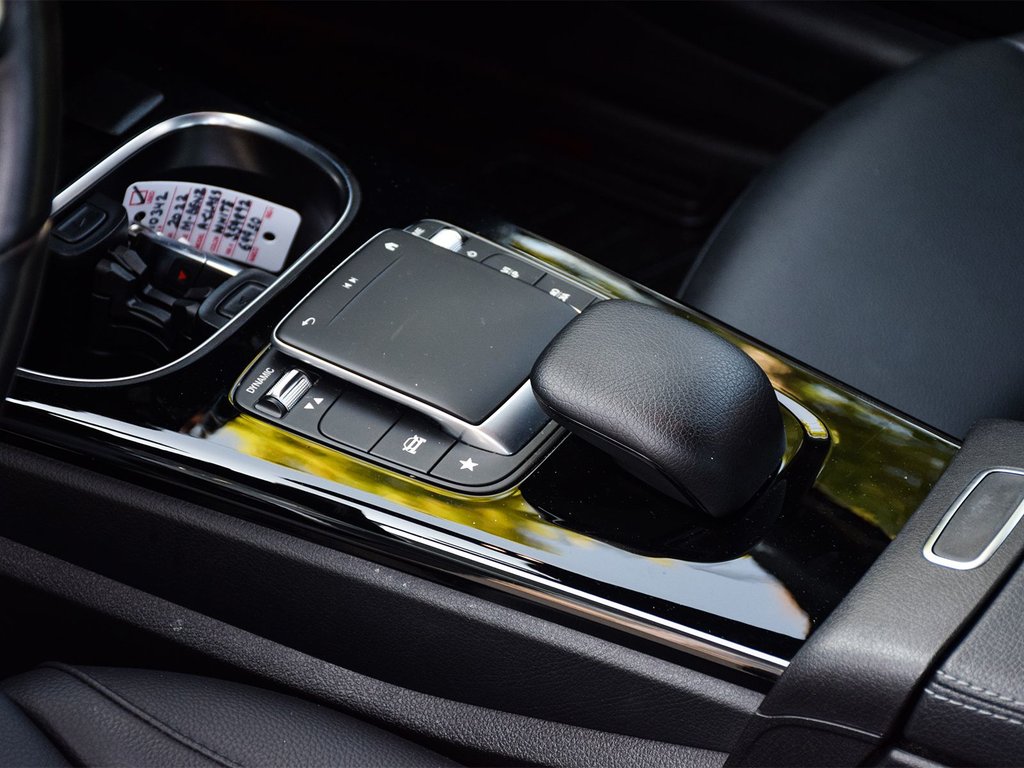 2022 Mercedes-Benz A-Class A 220 in Mississauga, Ontario - 9 - w1024h768px