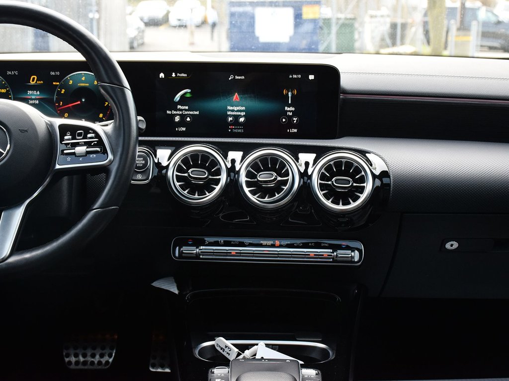 2022 Mercedes-Benz CLA 250 in Mississauga, Ontario - 14 - w1024h768px