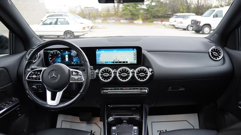 2021 Mercedes-Benz GLA 250 in Mississauga, Ontario - 10 - w1024h768px