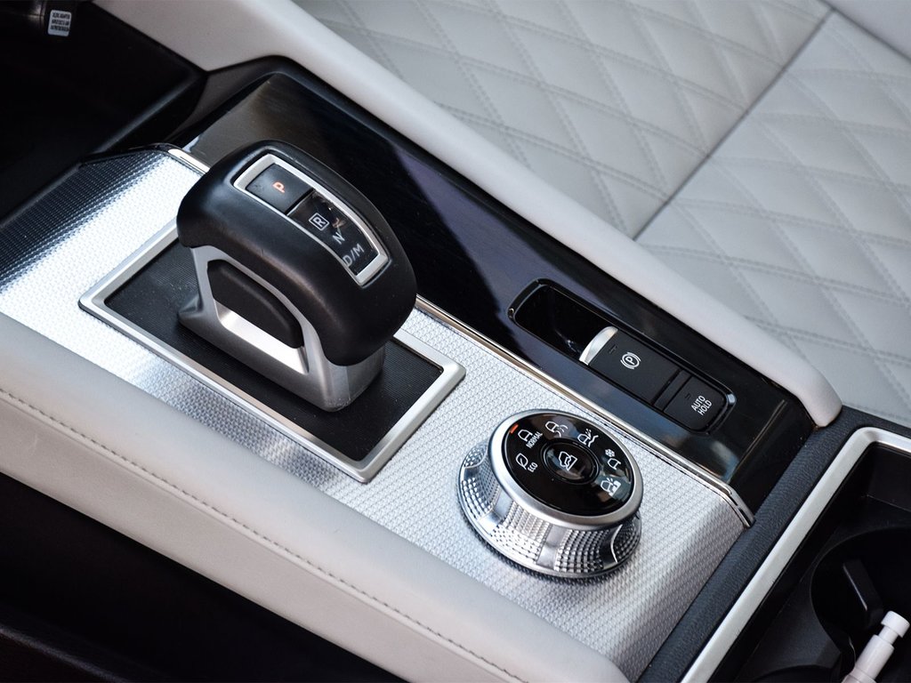 2023 Mitsubishi Outlander GT in Mississauga, Ontario - 9 - w1024h768px
