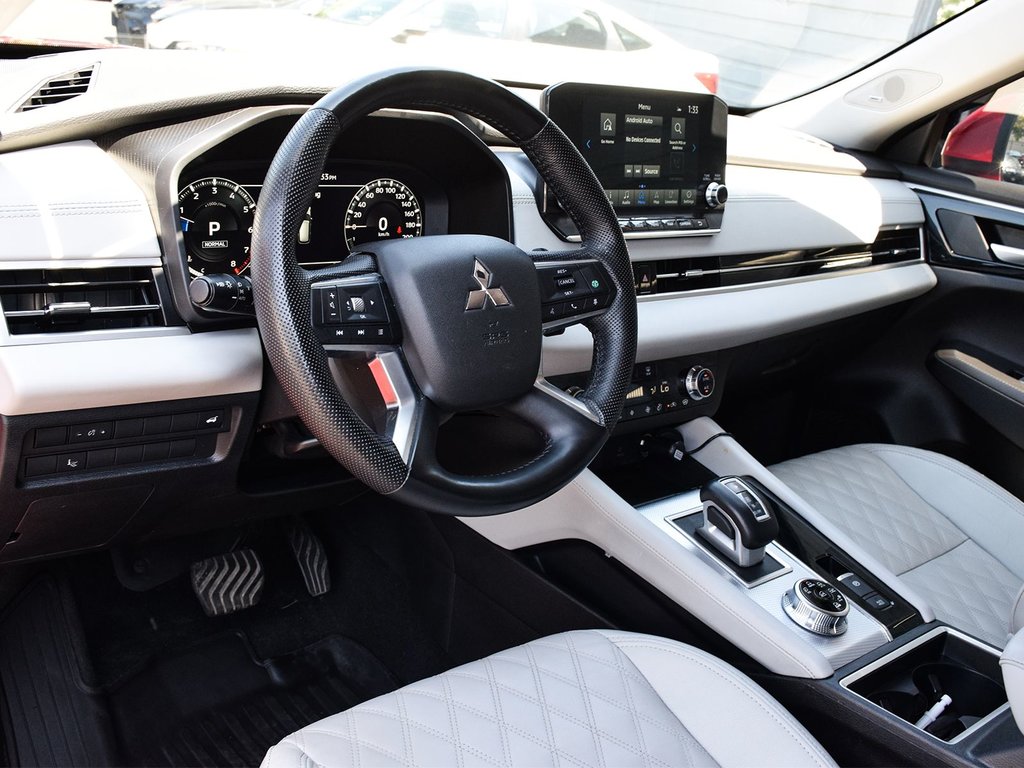 2023 Mitsubishi Outlander GT in Mississauga, Ontario - 7 - w1024h768px