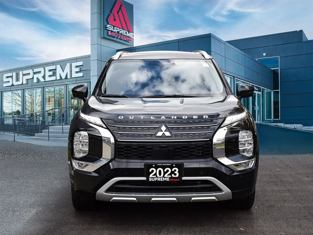 2023 Mitsubishi Outlander GT in Mississauga, Ontario - 2 - w1024h768px