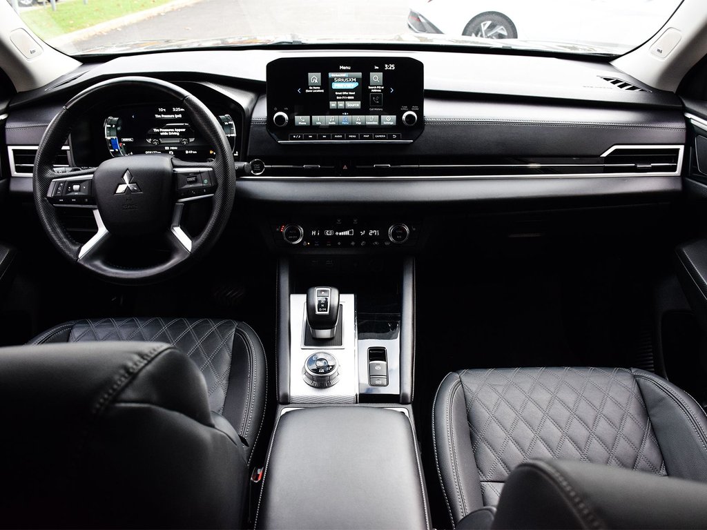 2023 Mitsubishi Outlander GT in Mississauga, Ontario - 12 - w1024h768px