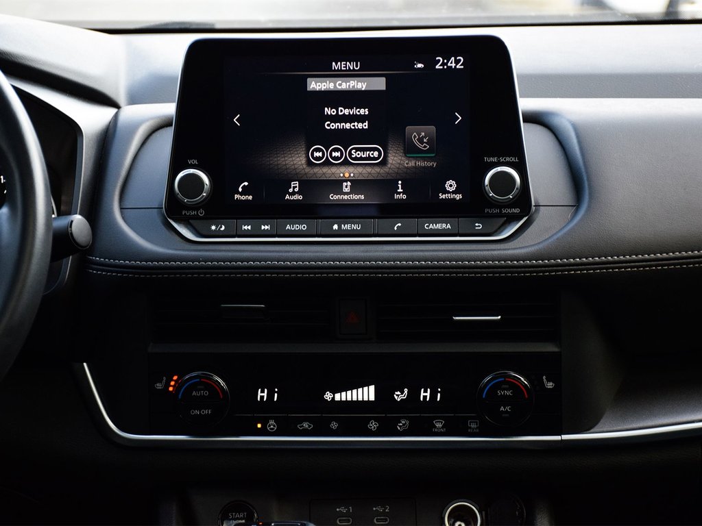 2024 Nissan Rogue SV Moonroof in Mississauga, Ontario - 14 - w1024h768px