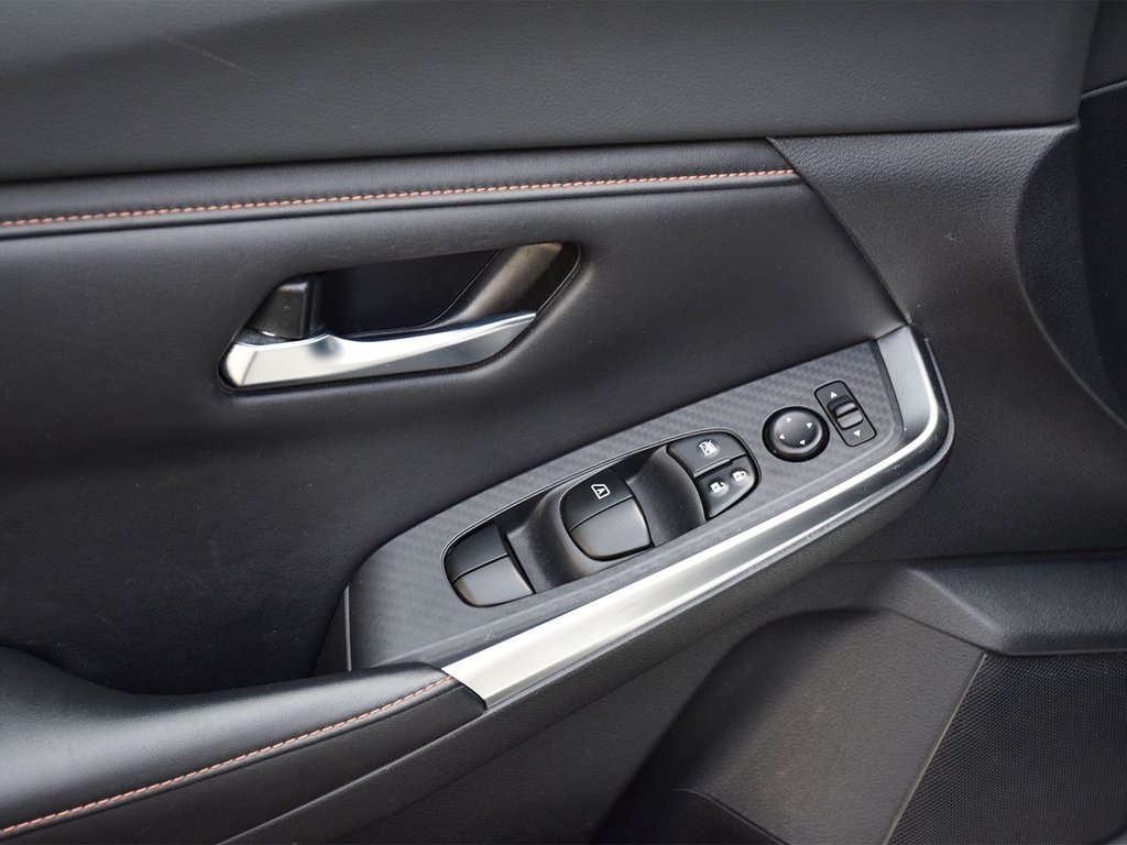 2021 Nissan Sentra SR in Mississauga, Ontario - 10 - w1024h768px