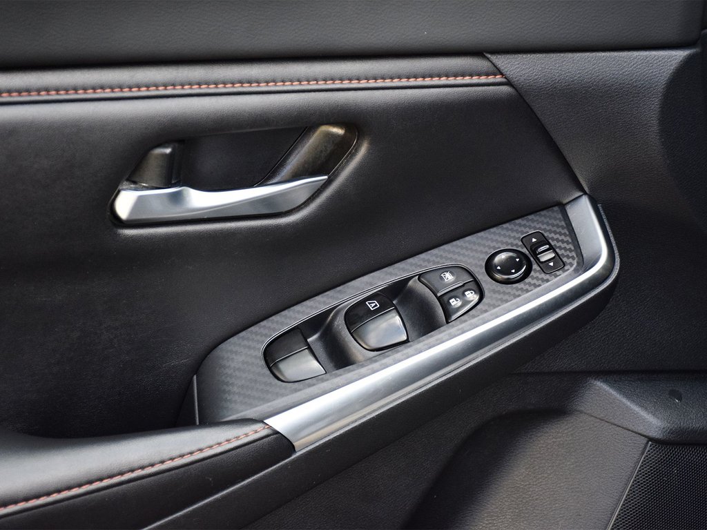 2022 Nissan Sentra SR in Mississauga, Ontario - 10 - w1024h768px