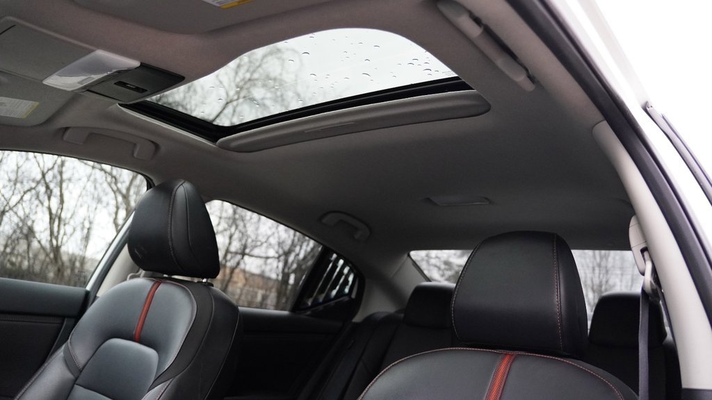 2023 Nissan Sentra SR in Mississauga, Ontario - 12 - w1024h768px