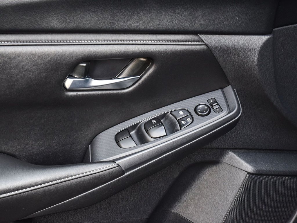 2024 Nissan Sentra SV in Mississauga, Ontario - 11 - w1024h768px