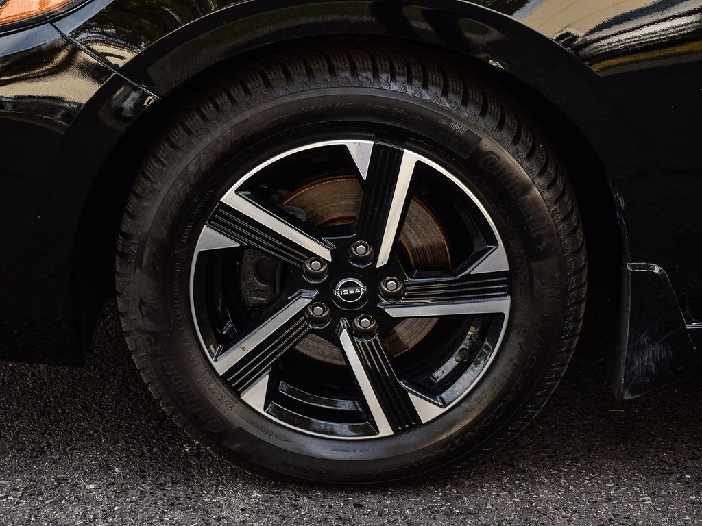 2024 Nissan Sentra SV in Mississauga, Ontario - 6 - w1024h768px