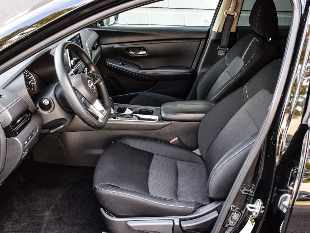 2024 Nissan Sentra SV in Mississauga, Ontario - 9 - w1024h768px