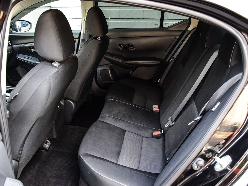 2024 Nissan Sentra SV in Mississauga, Ontario - 13 - w1024h768px