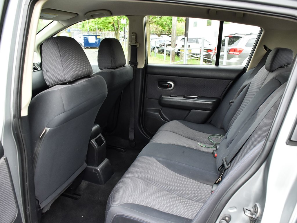 2007 Nissan Versa 1.8 SL in Mississauga, Ontario - 11 - w1024h768px