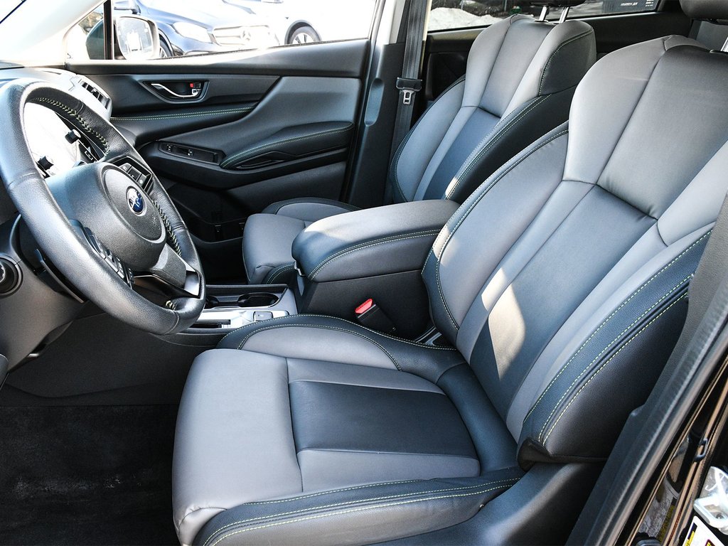 2023 Subaru Ascent Onyx in Mississauga, Ontario - 12 - w1024h768px