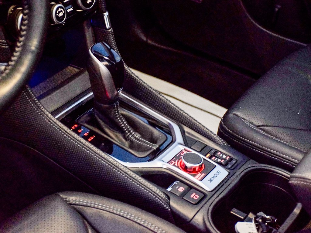 2024 Subaru Forester Limited in Mississauga, Ontario - 8 - w1024h768px