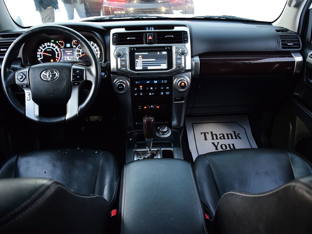 2018 Toyota 4Runner Limited in Mississauga, Ontario - 12 - w1024h768px