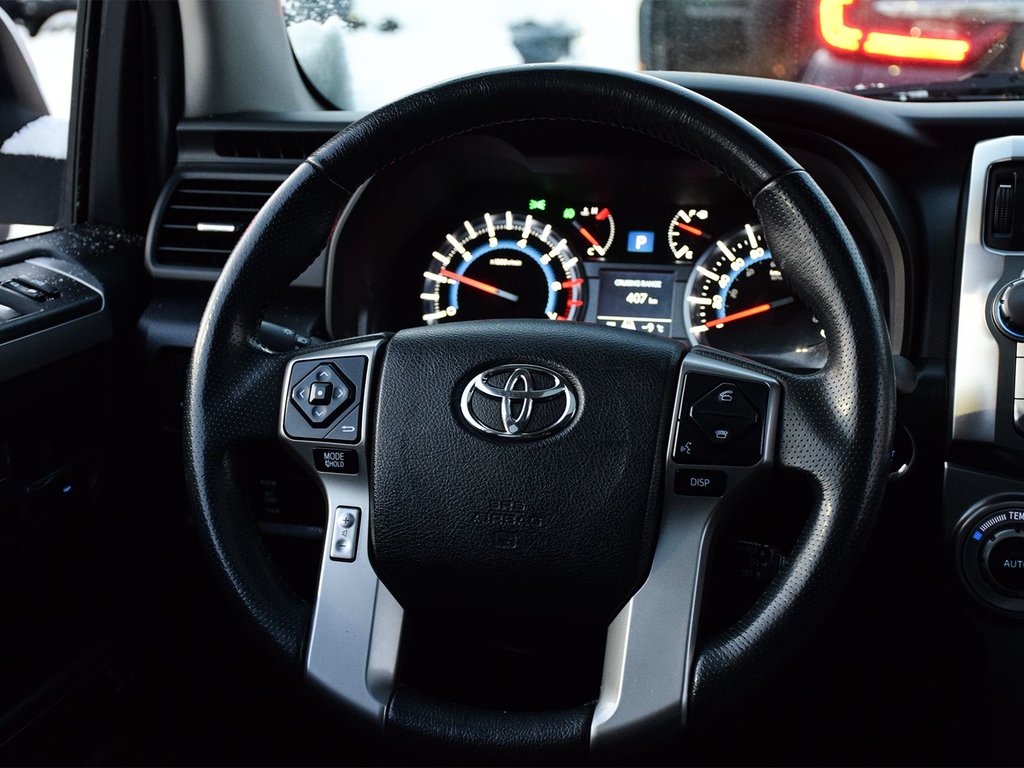 2018 Toyota 4Runner Limited in Mississauga, Ontario - 16 - w1024h768px