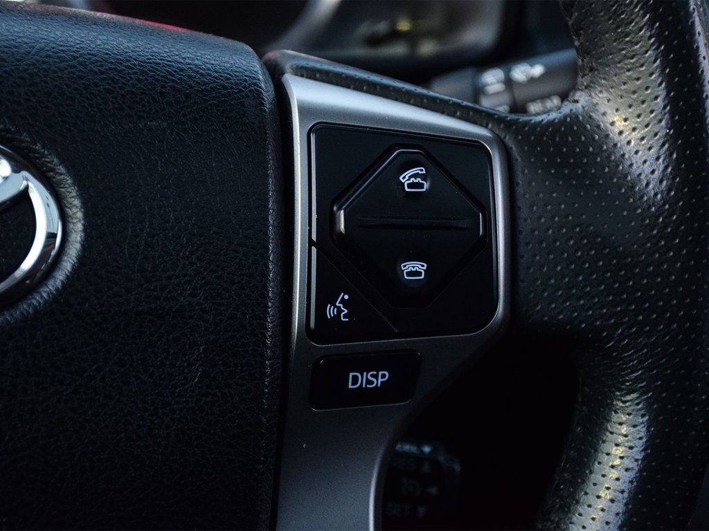 2018 Toyota 4Runner Limited in Mississauga, Ontario - 19 - w1024h768px